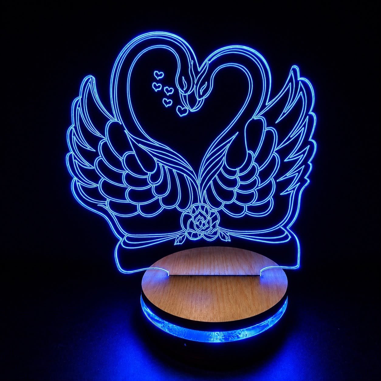 Swan couple crystal lamp